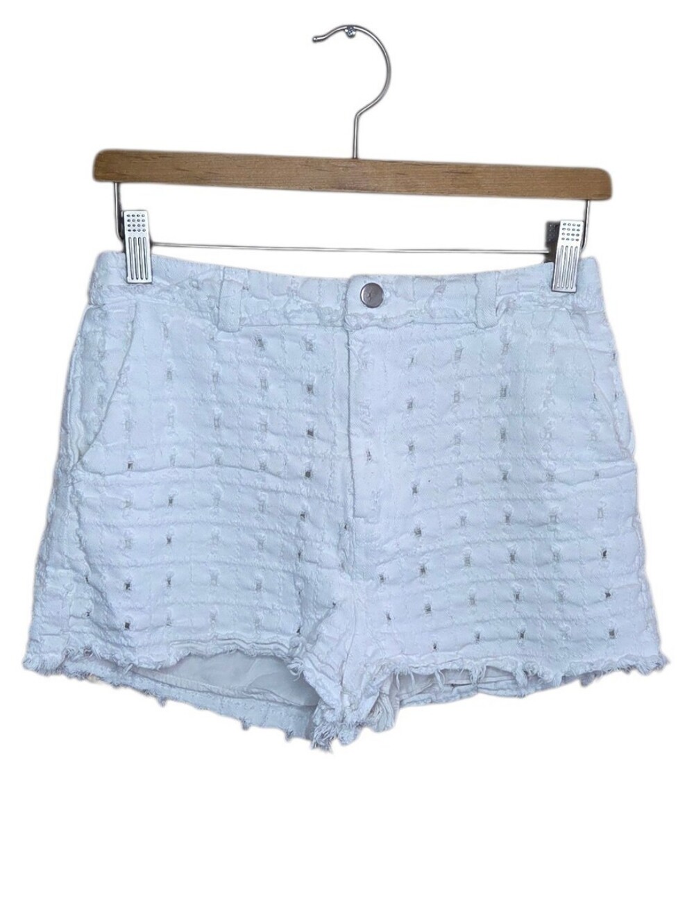 Mod on Trend White Eyelet Frayed Hem 1.5" Inseam Lined Shorts Size Small Cotton